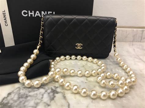 Chanel Maxi Pearls WOC Reference Guide 